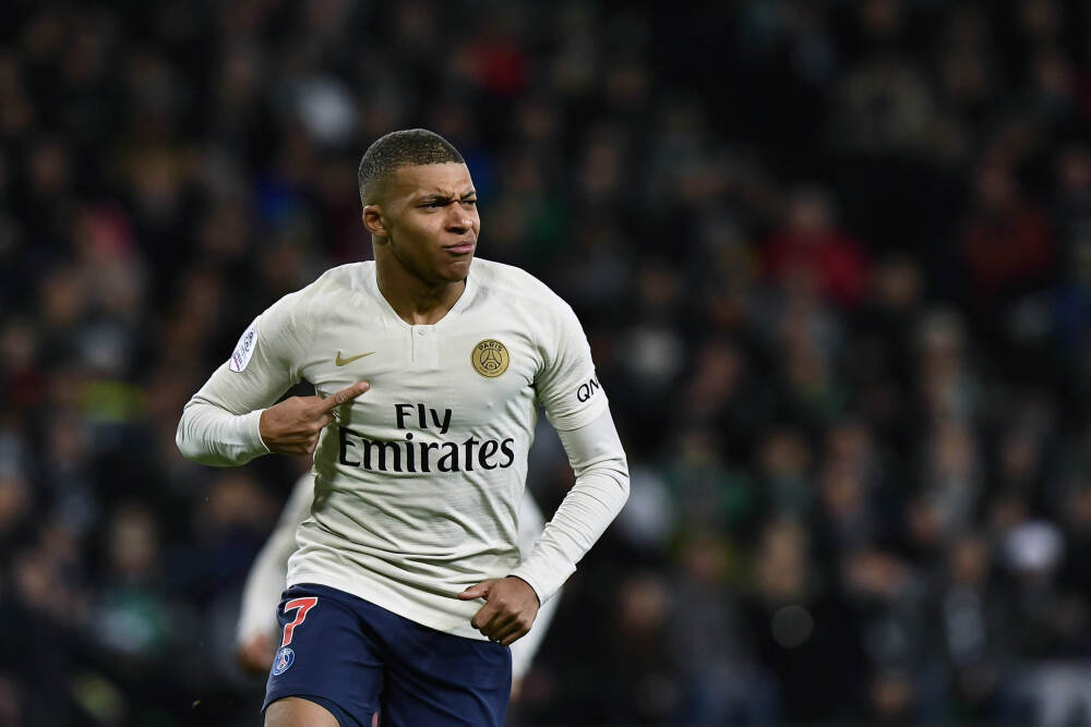 公募基准改革首轮摸排完成，监管关注三大重点，业内感受：推进较为审慎